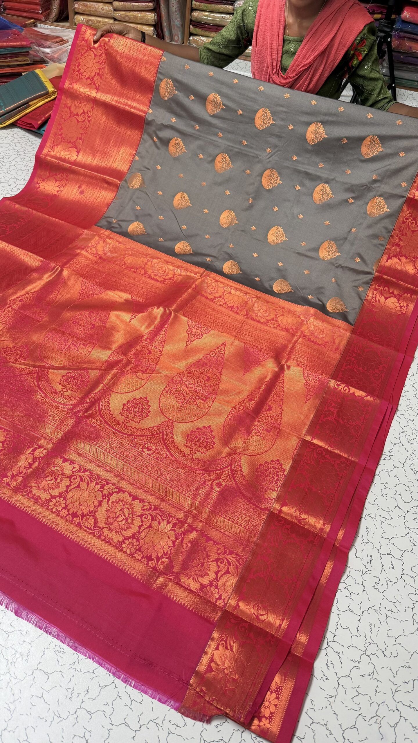 VAISHU29