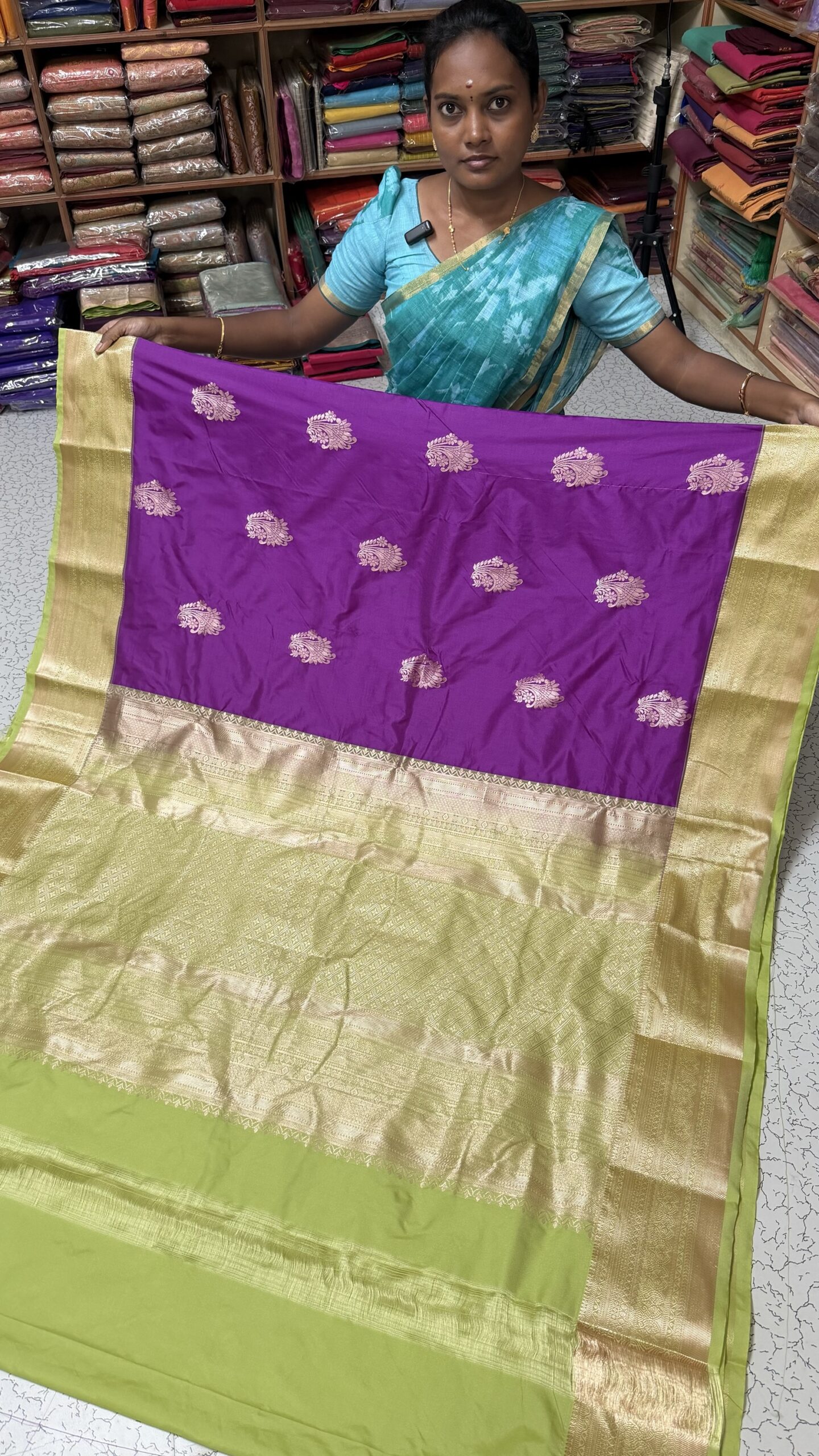 SRINITHI04